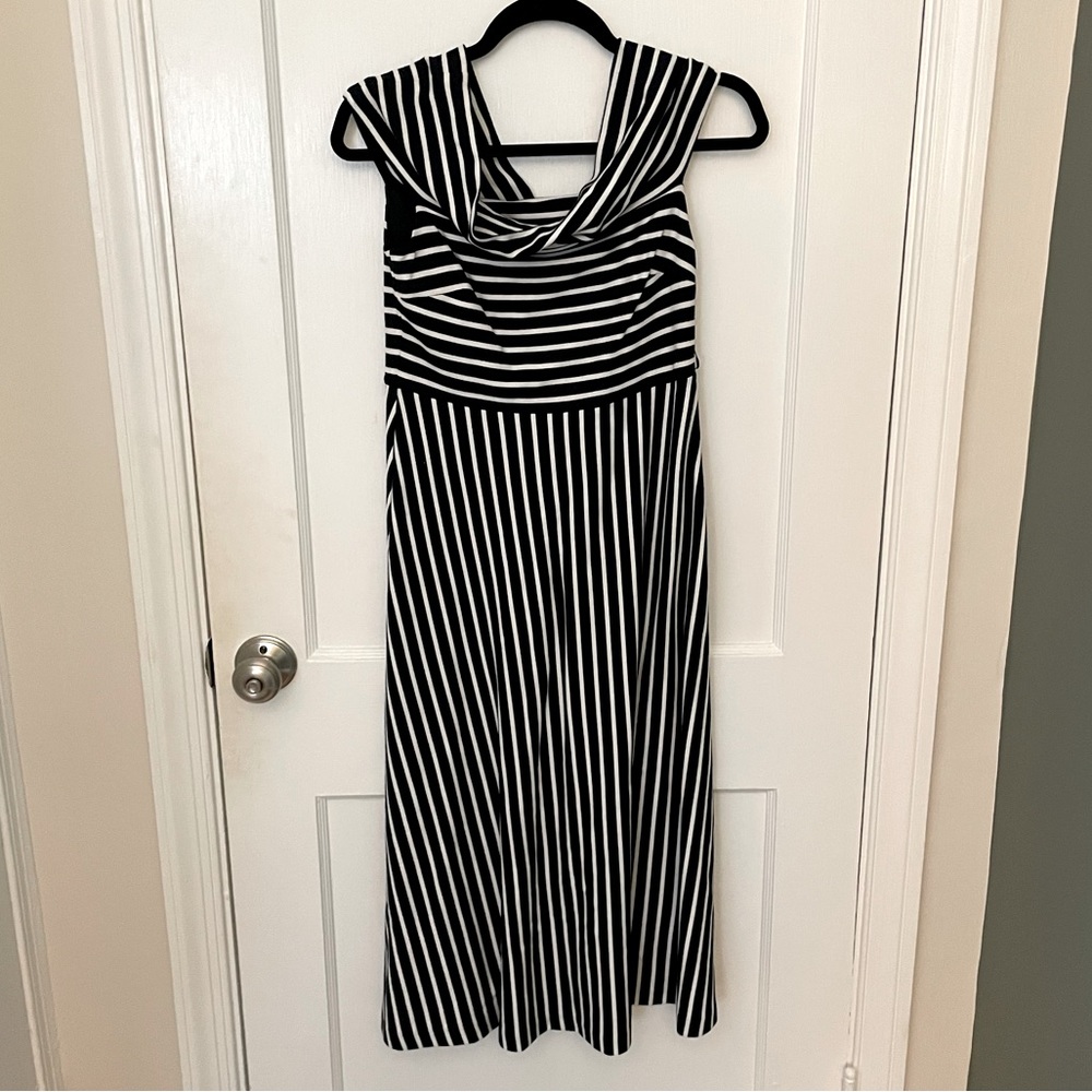 NWT! Banana Republic Boat Neck Striped Dress